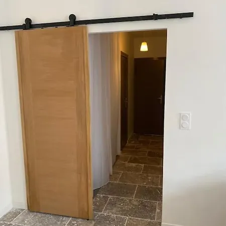 Appartement Saint-laurent-20 Min Lyon-proche Aeroport-eurexpo *