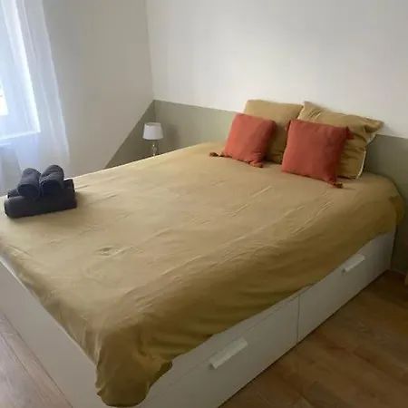 Saint-laurent-20 Min Lyon-proche Aeroport-eurexpo Appartement *